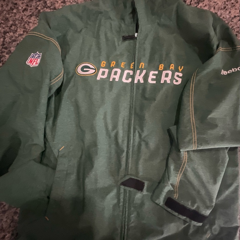 Green Bay Packer Reebok full zip lightweight jacket small